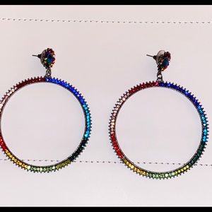 Rainbow hoops